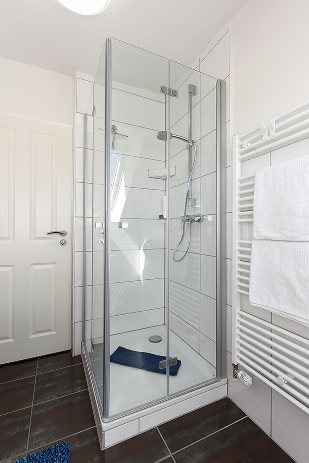 Ferienwohnung „Möwe 4“ - Badezimmer