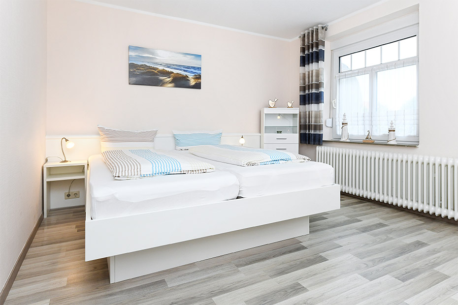 Apartment 15 - Wohn- und Schlafraum mit räumlich abgeteiltem Küchenbereich