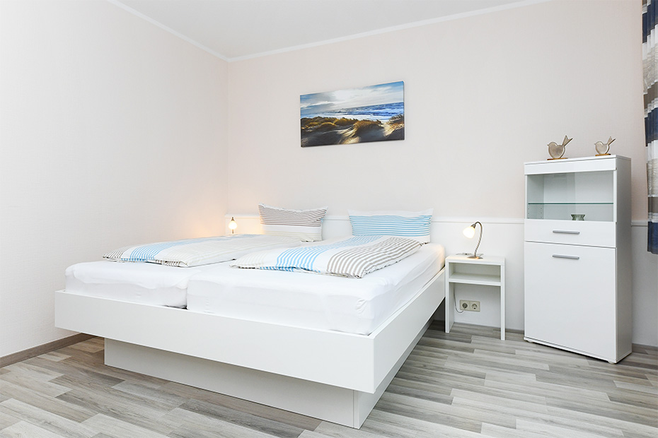 Apartment 15 - Wohn- und Schlafraum mit räumlich abgeteiltem Küchenbereich