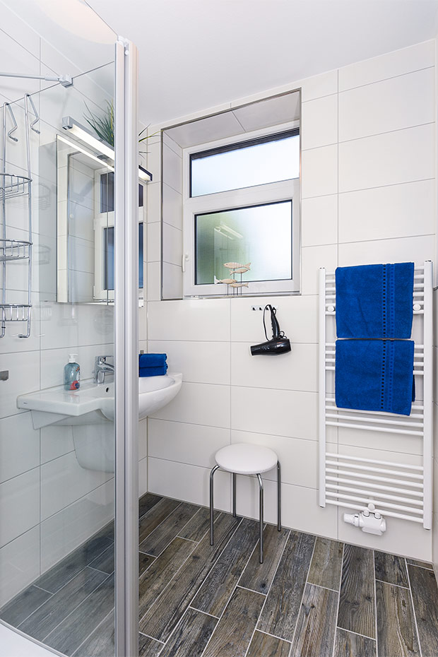 Ferienwohnung - Badezimmer