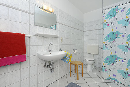 Ferienwohnung „Südseite, mitte“ - Badezimmer