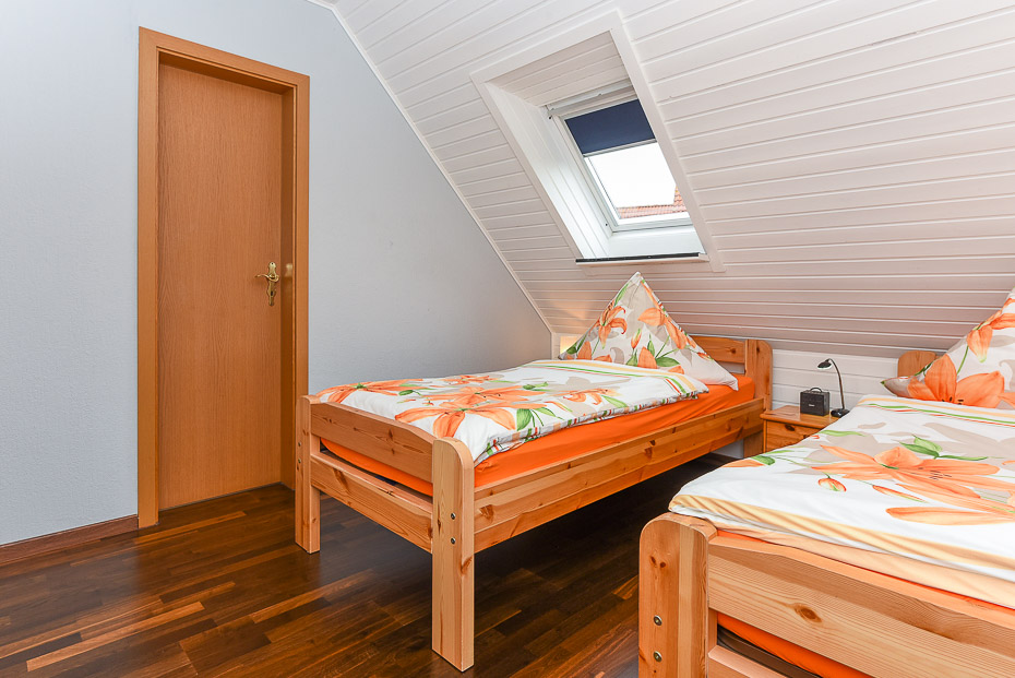 Ferienhaus „Sonny“ - Schlafzimmer 2/Kinderzimmer