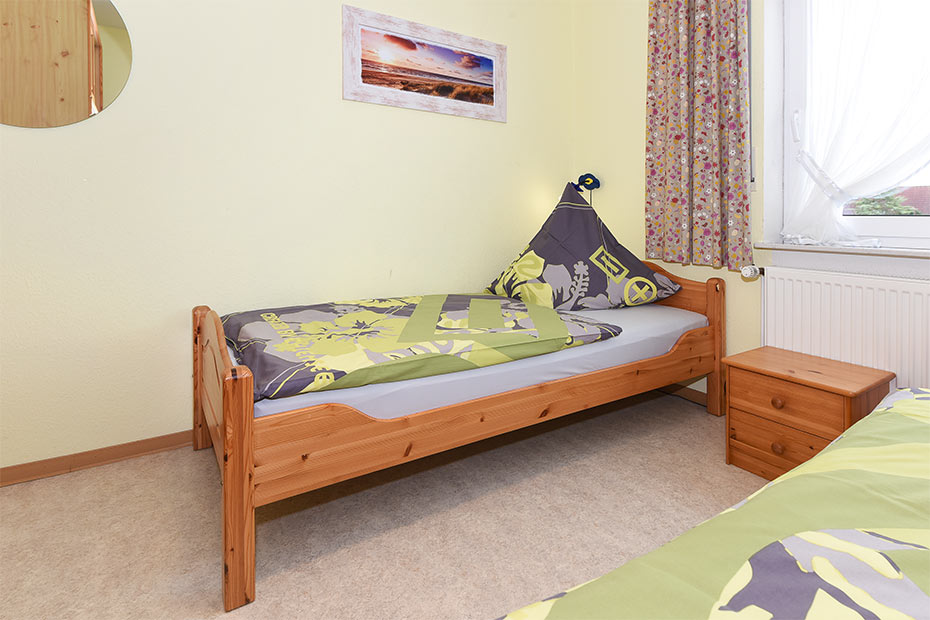 Ferienhaus „Oliver“ - Schlafzimmer 2/Kinderzimmer
