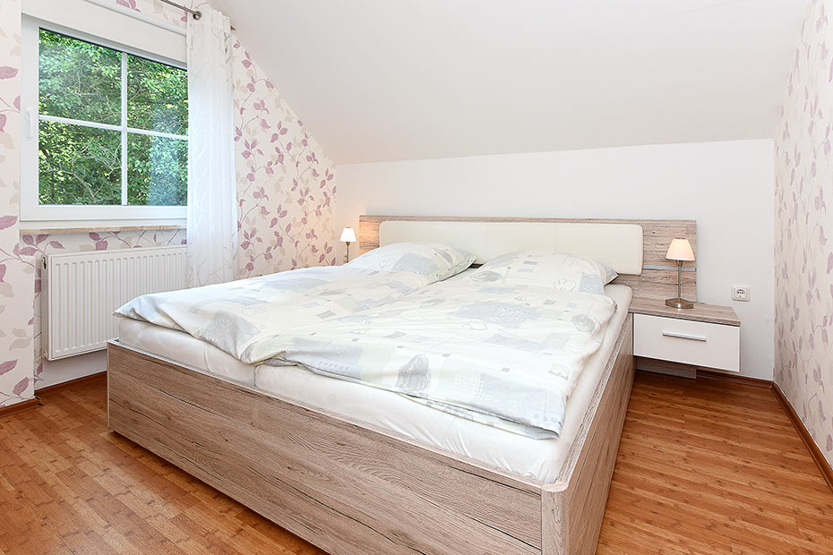 Ferienwohnung „Süden“ - Schlafzimmer 1