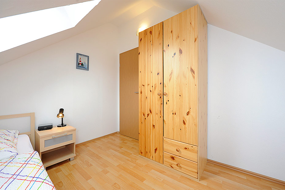 Ferienwohnung „Möwe“ - Schlafzimmer 2/Kinderzimmer