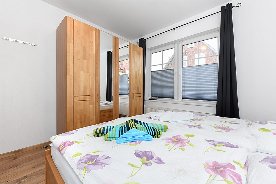 Ferienwohnung „Möwe“ - Schlafzimmer 1