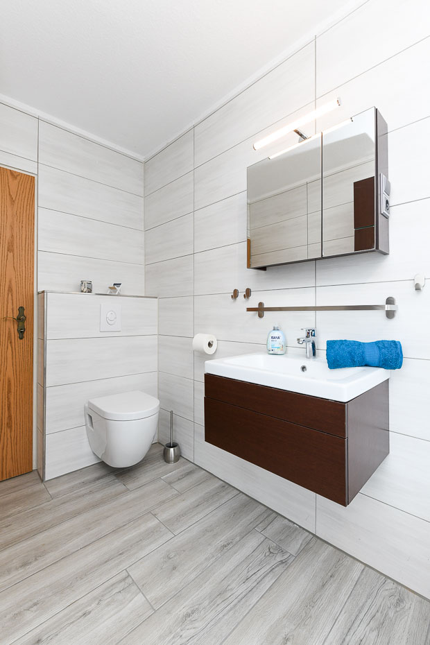 Ferienwohnung 1 - Badezimmer