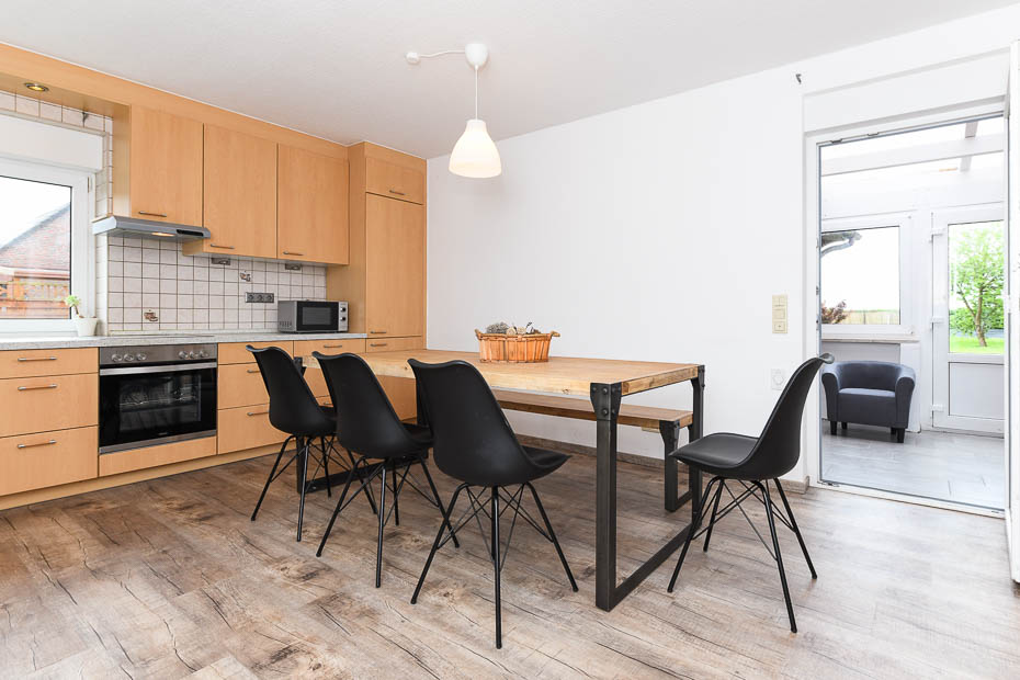 Ferienwohnung 1 - Küche mit Esstisch