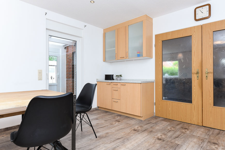 Ferienwohnung 1 - Küche mit Esstisch