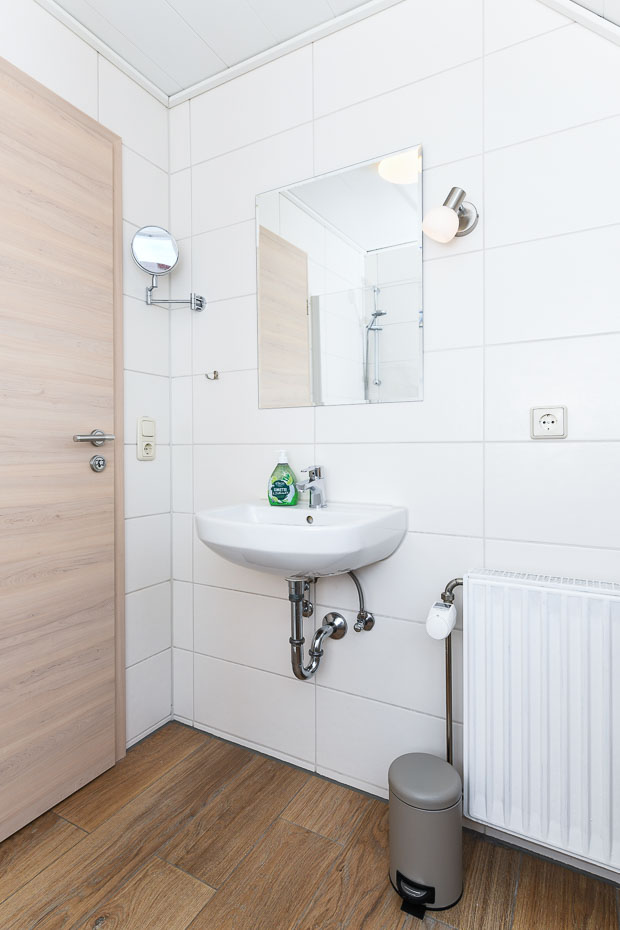 Ferienwohnung 2 - Badezimmer