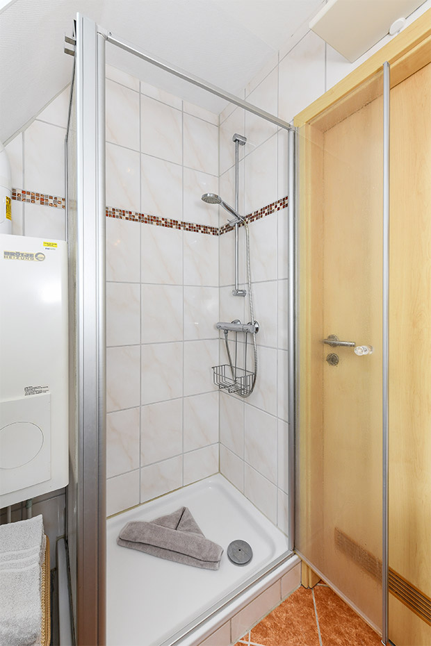 Ferienhaus „NordseeNest“ - Badezimmer
