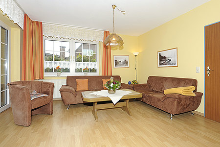 Ferienwohnung „Strandkorb“ - Wohnzimmer
