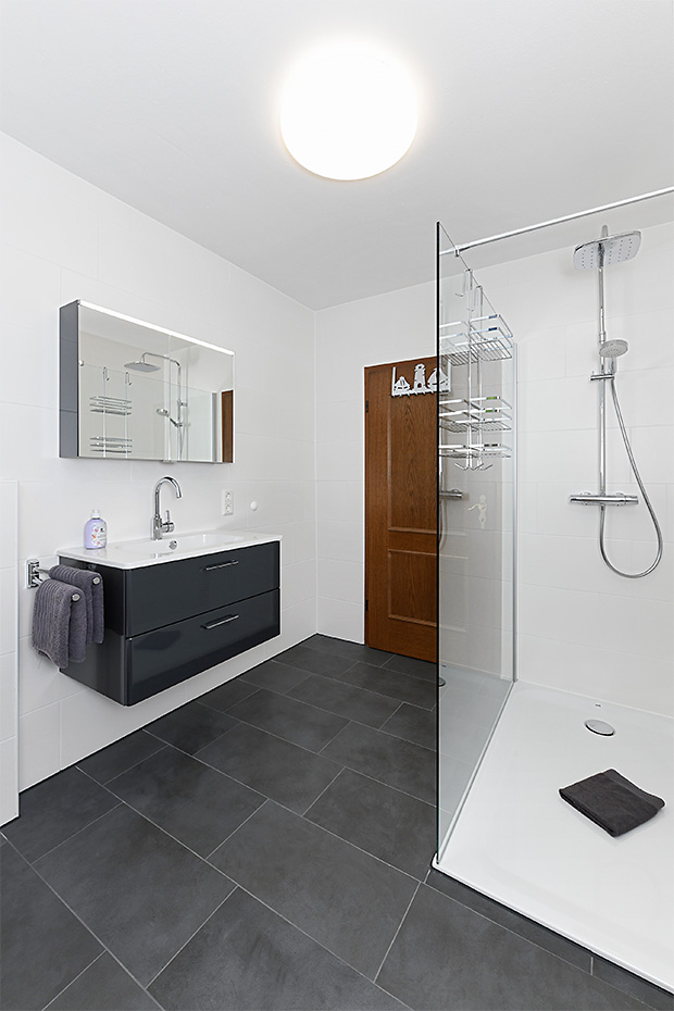 Ferienwohnung „Kapitän“ - Badezimmer