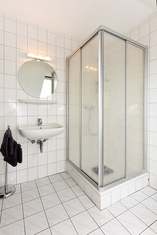 Ferienwohnung „Steuerbord“ - Badezimmer