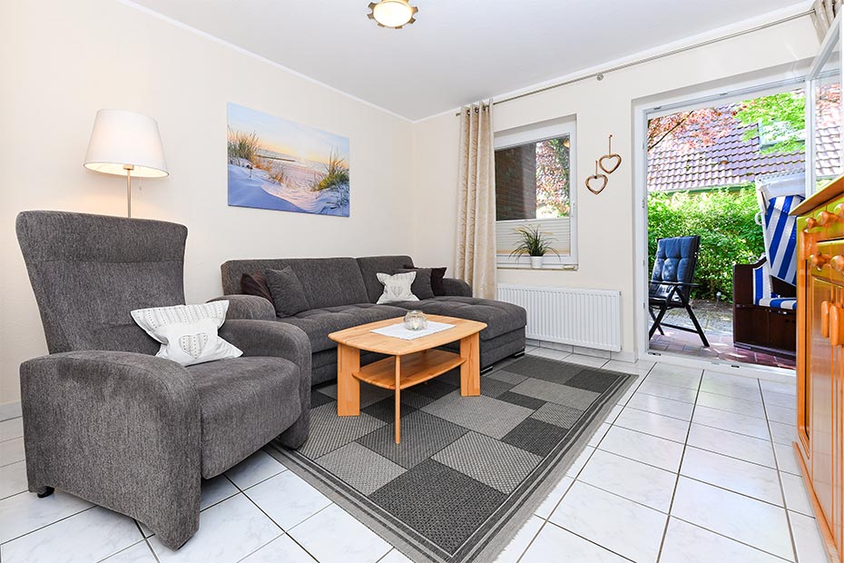 Ferienwohnung „Juist“ - Wohnzimmer mit integriertem Küchenbereich