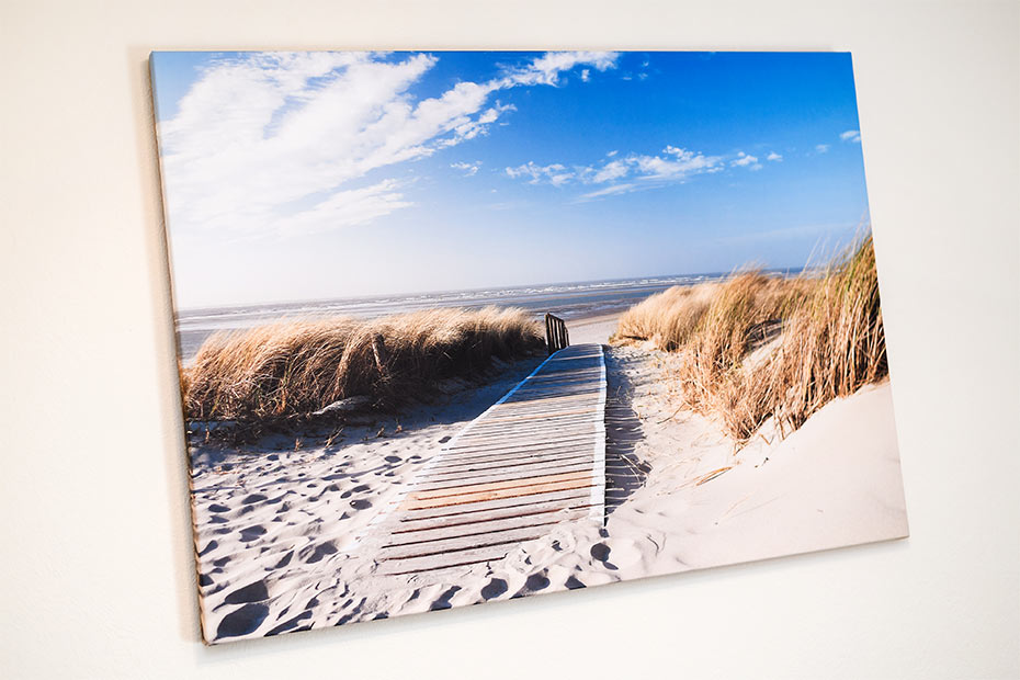 Ferienwohnung „Langeoog“ - Wohnzimmer mit integriertem Küchenbereich