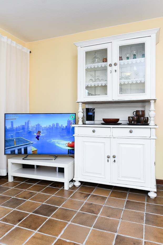 Ferienhaus „Lüder“ - Wohnzimmer mit integriertem Küchenbereich