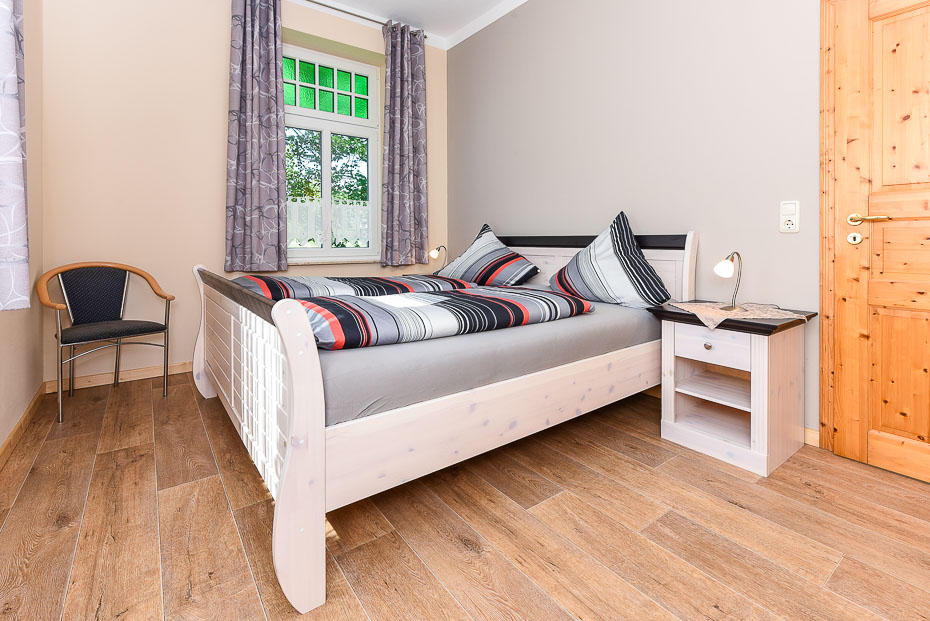 Ferienwohnung „West“ - Schlafzimmer 1