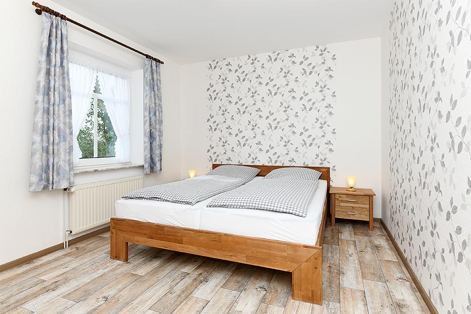 Ferienwohnung „Unten“ - Schlafzimmer 1