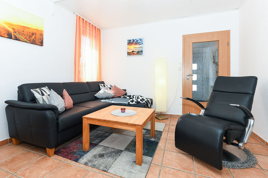Ferienhaus „Am Deich“ - Wohnzimmer