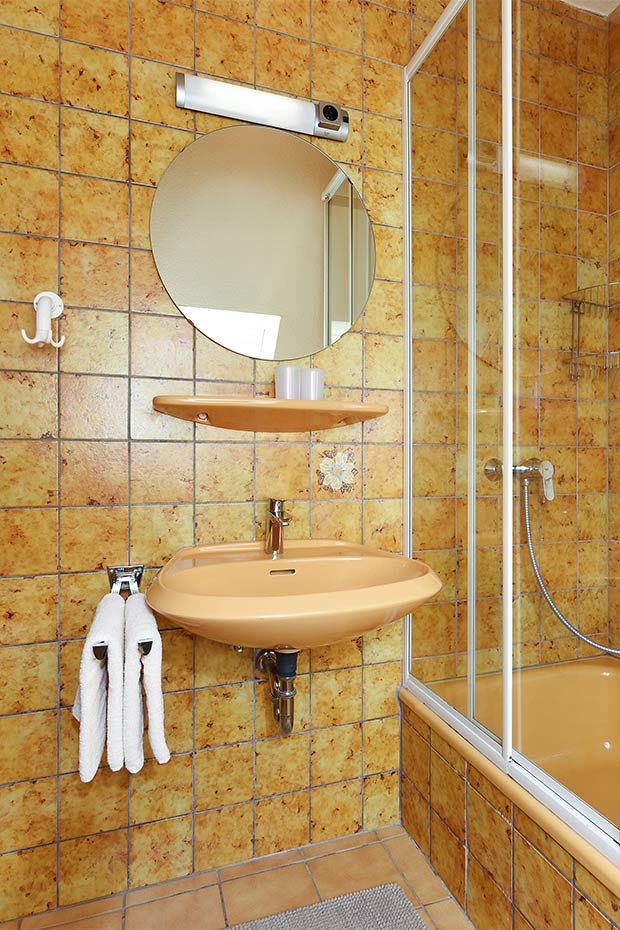 Ferienwohnung 1 - Badezimmer