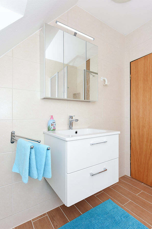 Ferienwohnung 2 - Badezimmer