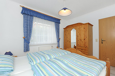 Ferienwohnung 2 - Schlafzimmer 1