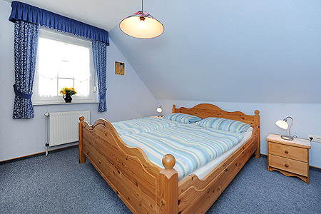 Ferienwohnung 3 - Schlafzimmer 1