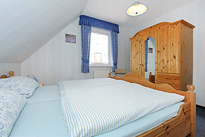 Ferienwohnung 4 - Schlafzimmer 1
