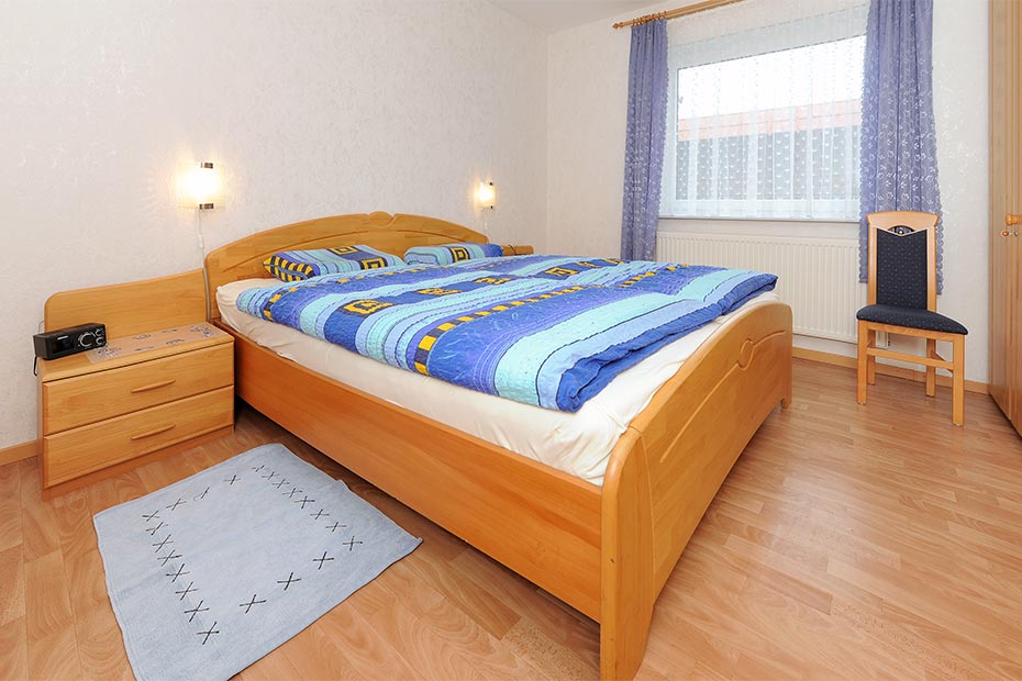 Ferienhaus „Abels“ - Schlafzimmer 1