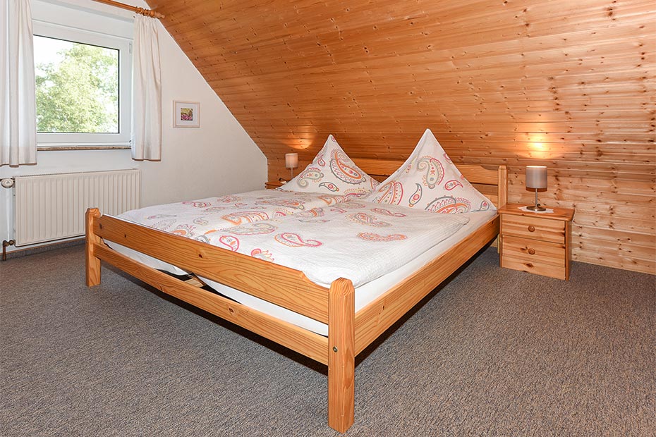 Ferienwohnung „Elsternest“ - Schlafzimmer 1
