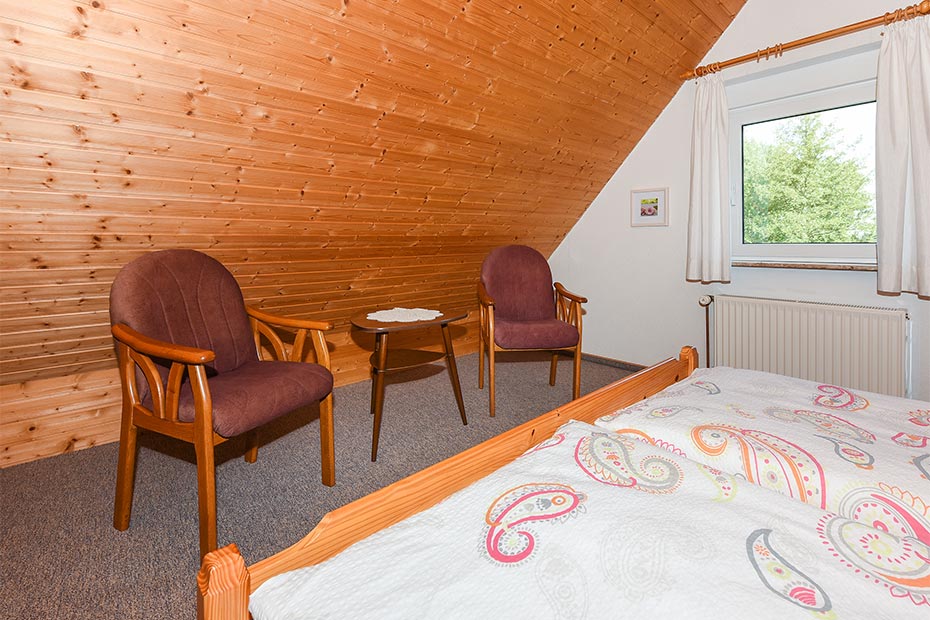 Ferienwohnung „Elsternest“ - Schlafzimmer 1
