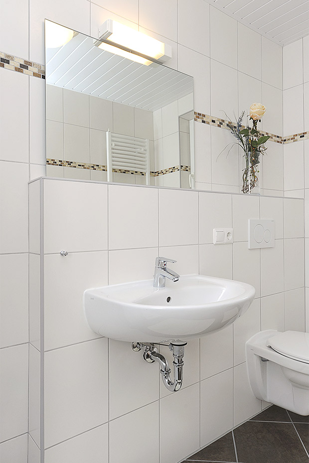 Ferienwohnung „Kiebitznest“ - Badezimmer