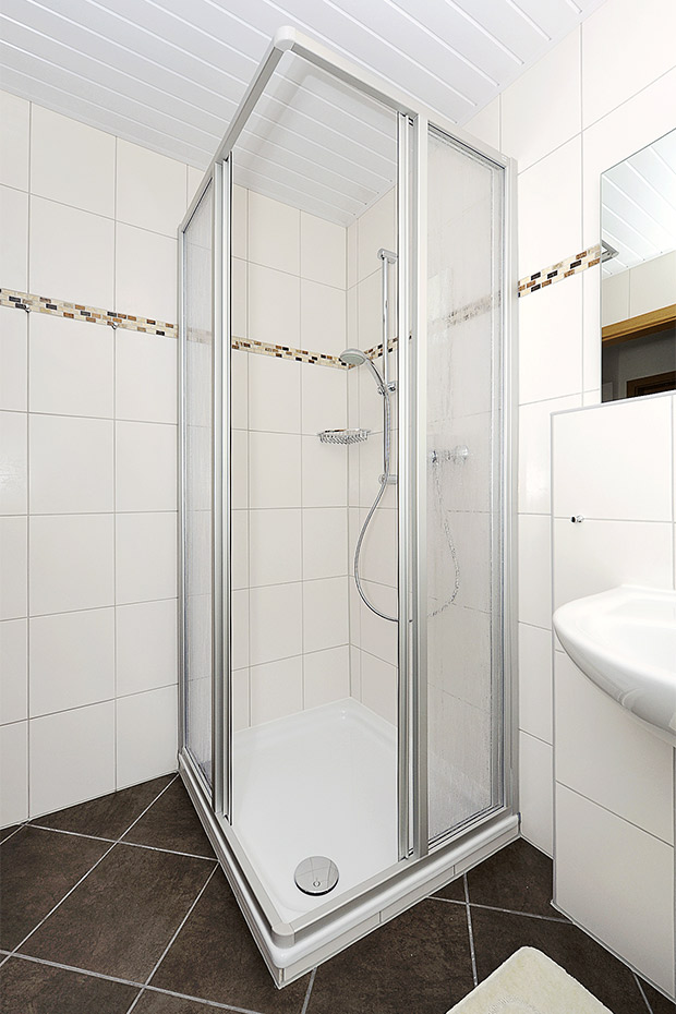 Ferienwohnung „Kiebitznest“ - Badezimmer