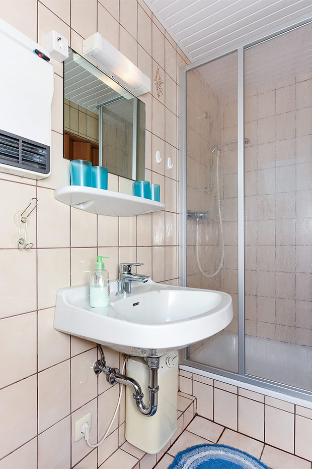 Ferienwohnung „Schwalbennest“ - Badezimmer