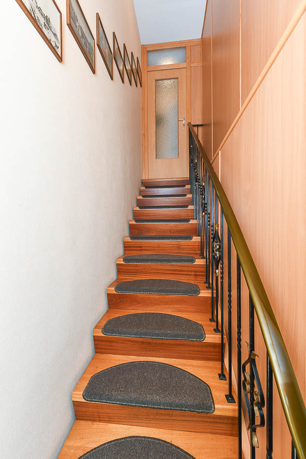 Ferienwohnung im „Haus Weinstock“ - Treppenaufgang