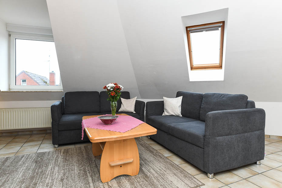 Ferienwohnung „Elly“ -  Wohnzimmer mit integrierter Küche