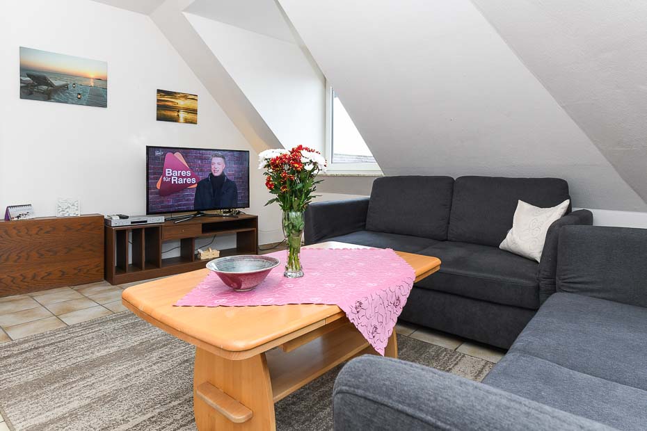 Ferienwohnung „Elly“ -  Wohnzimmer mit integrierter Küche