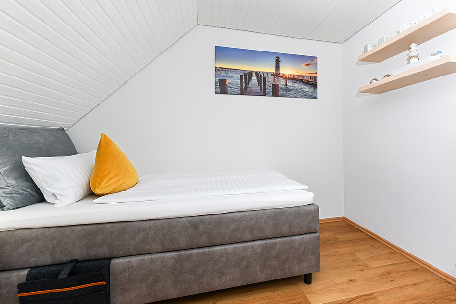 Ferienwohnung „Gesine“ - Schlafzimmer 2/Kinderzimmer