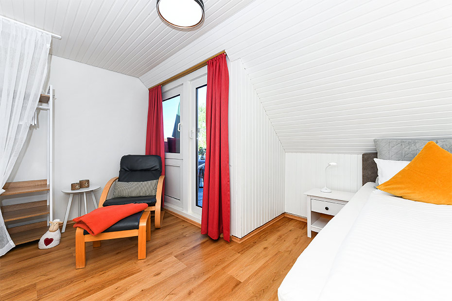 Ferienwohnung „Gesine“ - Schlafzimmer 2/Kinderzimmer