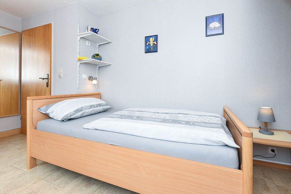 Ferienwohnung „Sonnenstrahl“ - Schlafzimmer 2/Kinderzimmer