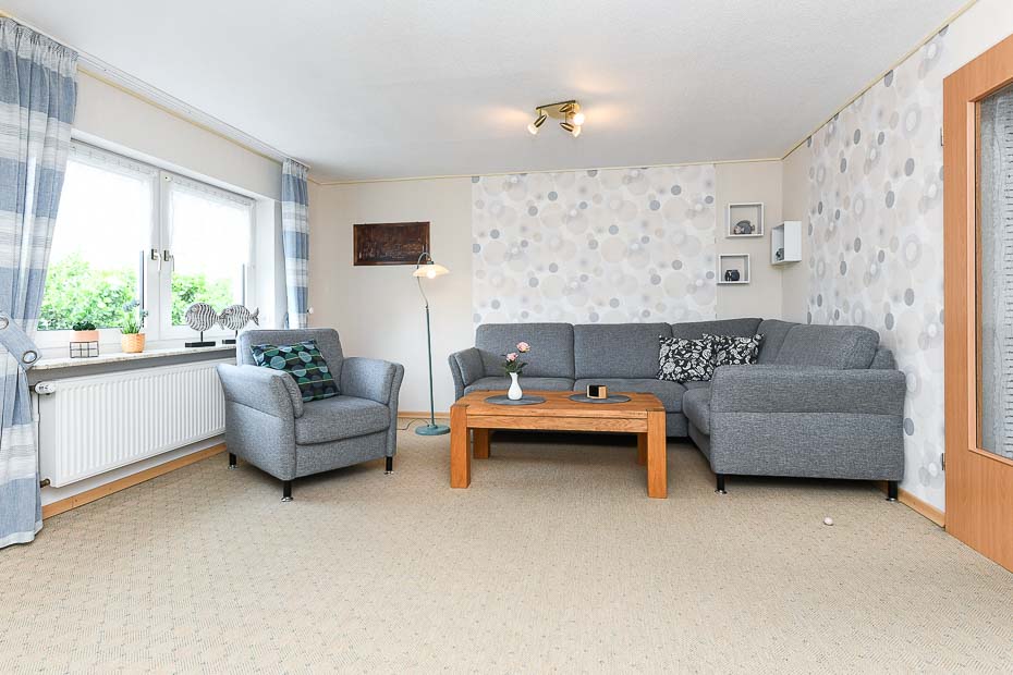 Ferienwohnung „Sonnenstrahl“ - Wohnzimmer
