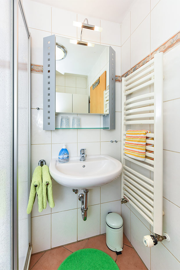 Ferienhaus „Auf Reede“ - Badezimmer