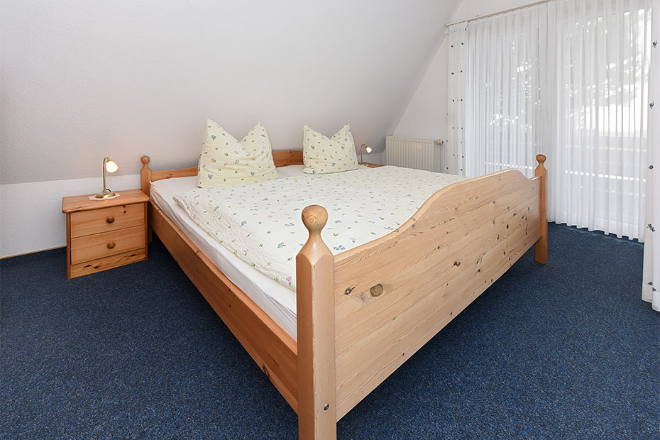 Ferienhaus „Am Tief“ - Schlafzimmer 1
