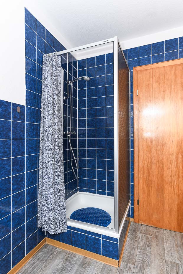 Ferienhaus „Nordseeruhe“ - Badezimmer im Obergeschoss