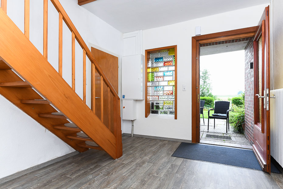Ferienhaus „Nordseeruhe“ - Flur im Erdgeschoss