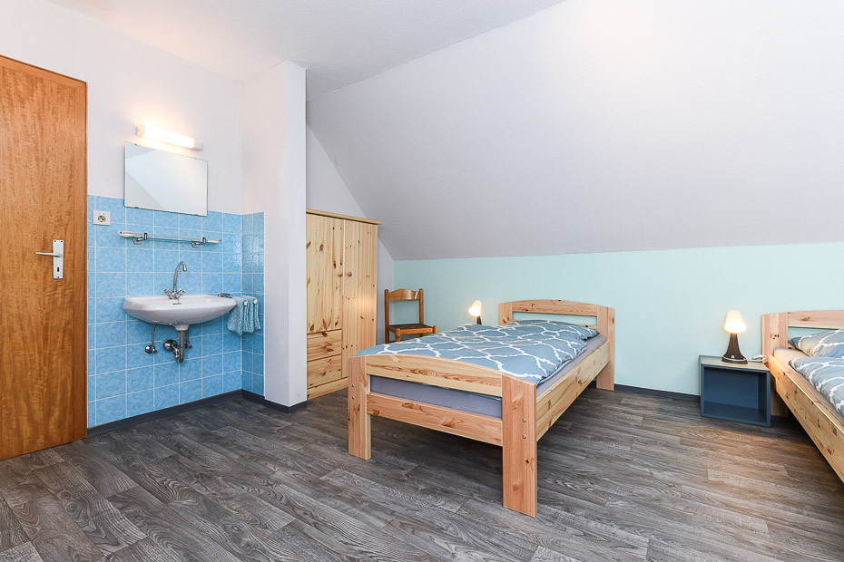 Ferienhaus „Nordseeruhe“ - Schlafzimmer 2/Kinderzimmer