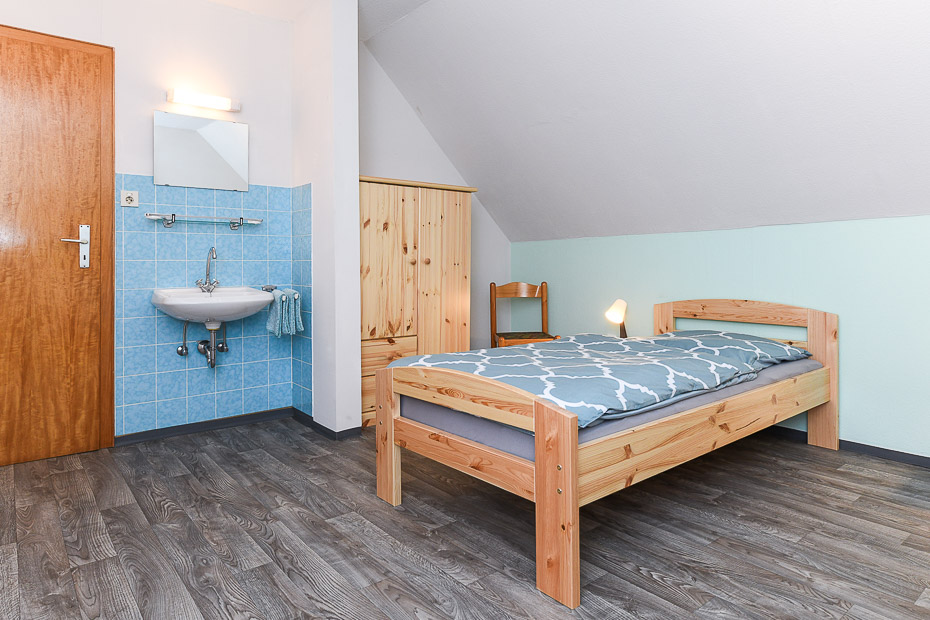 Ferienhaus „Nordseeruhe“ - Schlafzimmer 2/Kinderzimmer