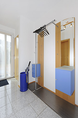 Ferienhaus „Deichkrone“ - Flur und Garderobe im Erdgeschoss