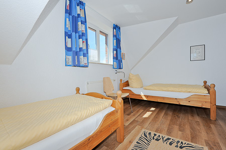Ferienhaus „Deichkrone“ - Schlafzimmer 2/Kinderzimmer